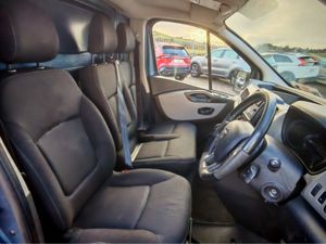 2020 NISSAN NV300 LWB 120 XE 4DR - Image 2