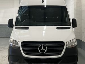 2021 Mercedes-Benz Sprinter Medium Roof Panel Van - Image 4