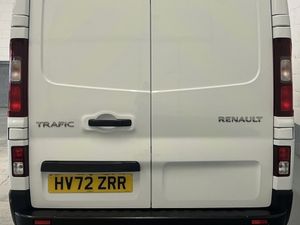 2023 Renault Trafic Panel Van - Image 3