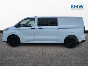 Ford Transit Custom 2.5 LWB Crew-Cab Automatic..Hi - Image 4