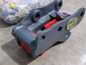 13t Strickland Hitches 64mm pins - Image 2