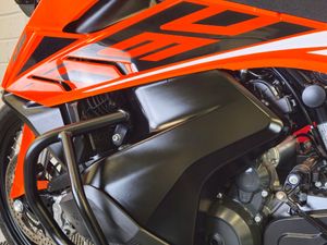 2019 KTM 790 Adventure - Image 2