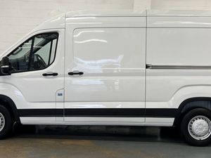 2023 Maxus Deliver 9 Panel Van - Image 4