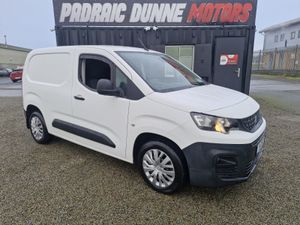 Peugeot Partner Pro Plus NO VAT Low KMs - Image 2