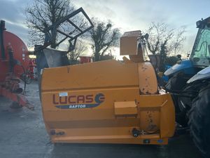 2021 Lucas Raptor Straw Bedder - Image 4