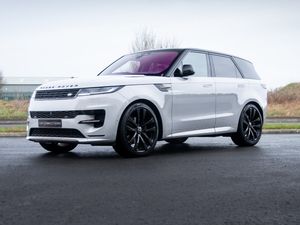 Land Rover Range Rover Sport 3L Diesel - Image 2