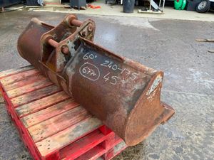 60" GRADING BUCKET.....45mm PINS........677v. - Image 3