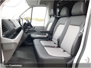 Volkswagen Crafter HIGHLINE |  30 MWB 140BHP - Image 4