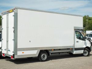 2023 Mercedes-Benz Sprinter Luton Box Van - Image 3