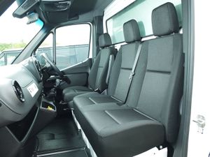 2023 Mercedes-Benz Sprinter Luton Box Van - Image 2
