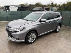 191 Mitsubishi Outlander Plug-in Hybrid Automatic - Image 3