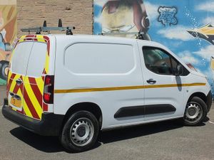 2023 Citroen Berlingo Small Panel Van - Image 4