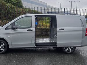 Mercedes Vito 119 Select Alpine Grey - Image 3