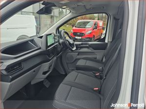Ford Transit Custom Trend Double Cab Van - Image 3
