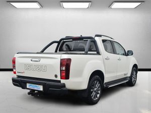 Isuzu D-Max Blade Auto double cab - Image 4