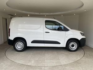 Peugeot Partner STANDARD  1000 1.5 BlueHDi 100 Gri - Image 4