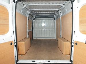 2023 Vauxhall Movano Medium Roof Panel Van - Image 4