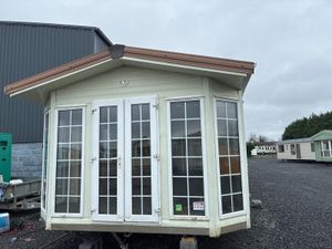 SNAPPED UP AT MC FADDENS MOBILE HOME WAREHOUSE - Image 3