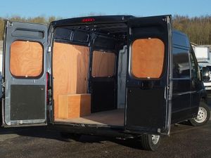 2023 Vauxhall Movano Medium Roof Panel Van - Image 3