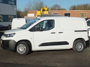 2021 Citroen Berlingo Small Panel Van - Image 2