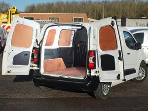 2021 Citroen Berlingo Small Panel Van - Image 3