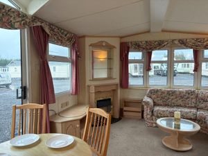 AFFORDABLE 2 BED WINTER PACK - Image 3