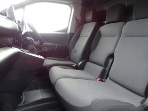2021 Peugeot Partner Small Panel Van - Image 4