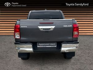 Toyota Hilux 2.4 SR5 DOUBLE CAB // REAR CAMERA // - Image 4