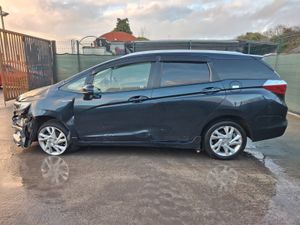 2017 Honda Shuttle Hybrid Automatic - Image 4