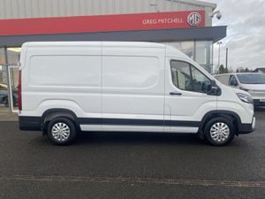 Maxus DELIVER 9 LWB  FWD 2.0 D20 150 Lux  Van - Image 4