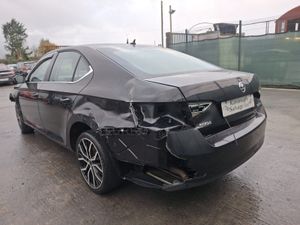 2017 Skoda Superb TDI Automatic - Image 4