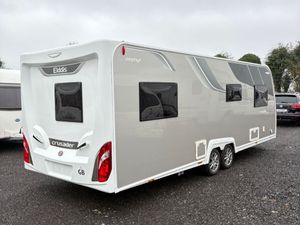 STUNNING Elddis 4 berth fixed island bed caravan - Image 3
