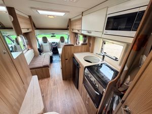 2016 SWIFT ESCAPE 664  AUTO  LOW PROFILE 4 BERTH - Image 4