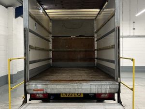 2022 Ford Transit Luton Box Van - Image 4