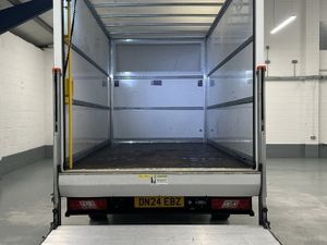 2024 Ford Transit Luton Box Van - Image 3