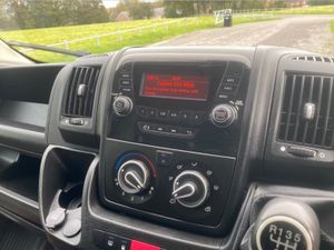 2019 Citroen Relay Curtainsider Van - Image 2