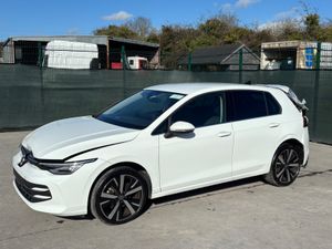 251 VW Golf light front and rear damage - Image 4