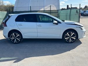 251 VW Golf light front and rear damage - Image 3