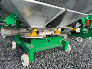 Agrional Fertliser Spreaders - Image 3