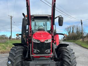 2018 Massey Ferguson 6712S with Loader - Image 2