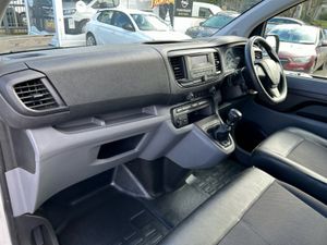 Peugeot Expert ACTIVE STANDARD 1.5 HDI 100 4DR - Image 4
