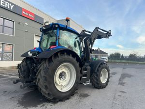 Valtra N135A G5s Loader - Image 4