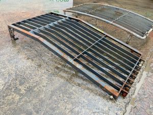 EXCAVATOR CAB GUARD / SCREEN GRIDS.......852. - Image 2