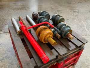 UNDERCARRIAGE - Image 3