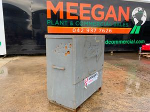 ARMOGUARD TOOL STORAGE CHEST....    1364t. - Image 4