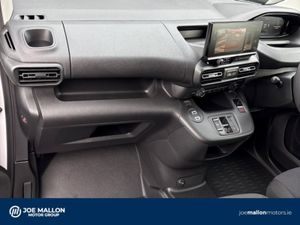 Peugeot Partner PRO PLUS 1.5 HDI AUTO 130 1000 - Image 4