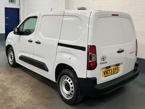 2023 Toyota Proace City Small Panel Van - Image 3