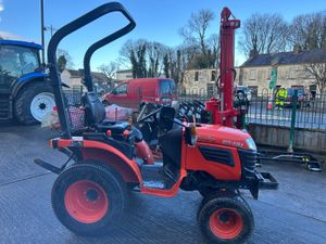 2013 Kubota B1-181 Compact Tractor - Image 4