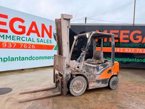 2019 DOOSAN... 2.5 TON ... diesel forklift ..4,283 - Image 3