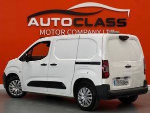 Peugeot Partner Professional Plus 1.5 Blue HDI # 1 - Image 4